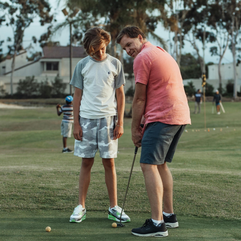 What Is the MOQ for Custom Golf Polo Shirts?